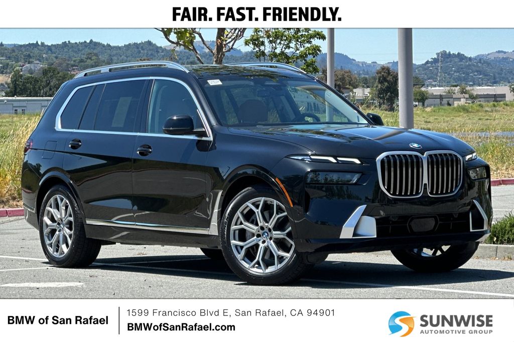2023 BMW X7 xDrive40i's photo