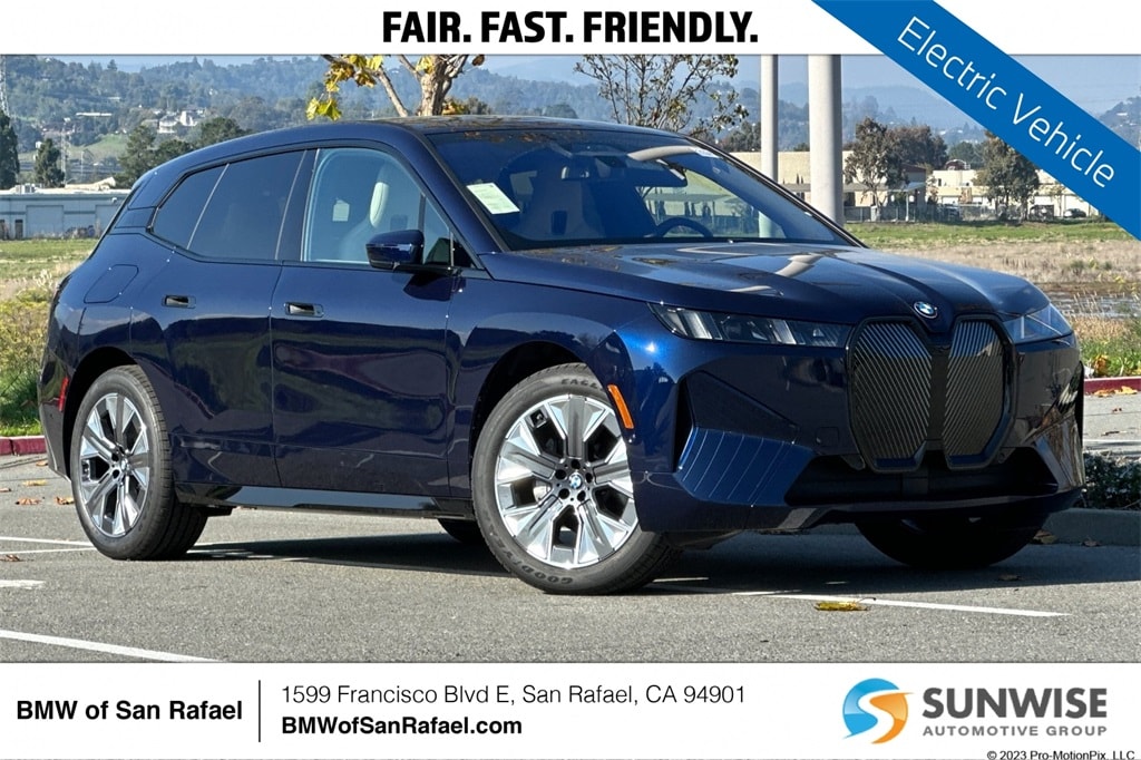 2026 BMW iX 45's photo