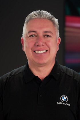 Staff member Luis Chinchilla from ID_50d5472541b3