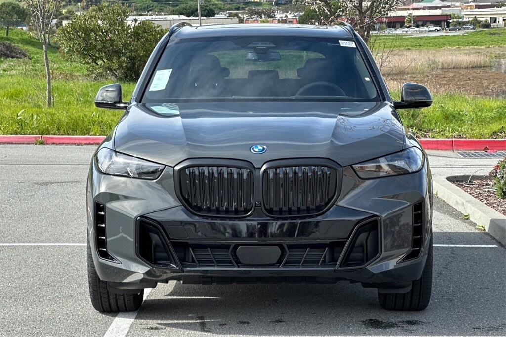 New 2026 BMW X5 PHEV xDrive50e SUV