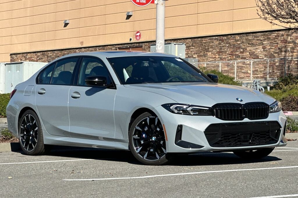 New 2026 BMW 330i Sedan