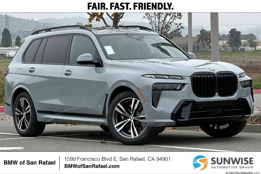 2026 BMW X7 40i's photo
