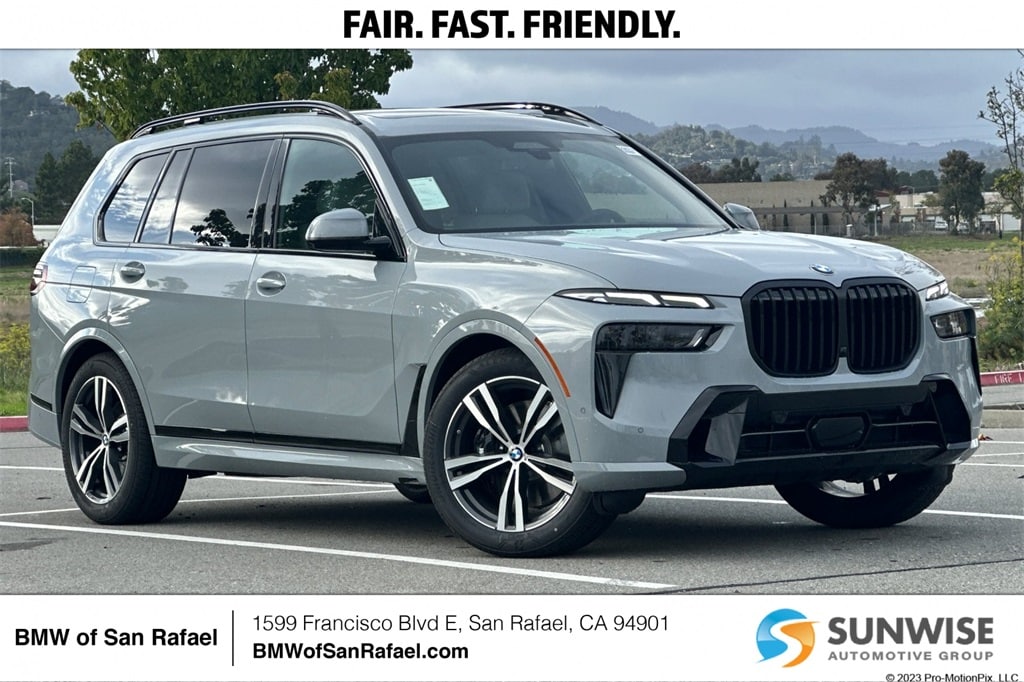 2026 BMW X7 40i's photo