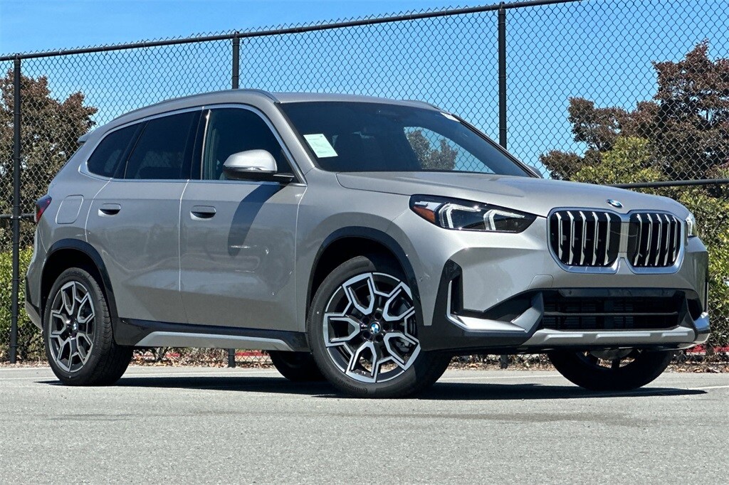 2025 Bmw X1 XDrive28i photo 2