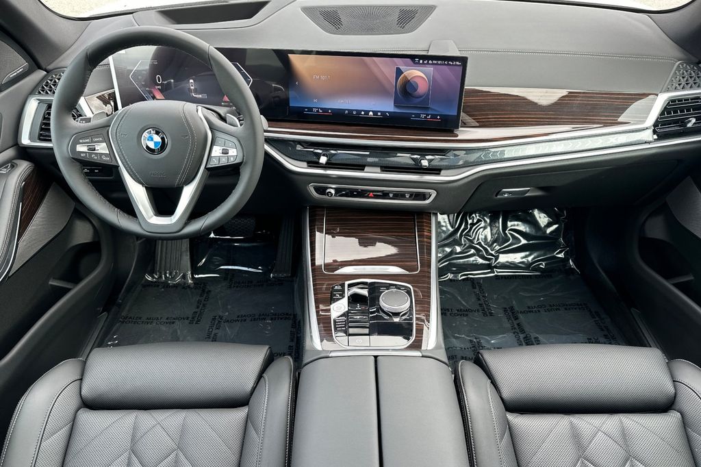 2026 BMW X5 40i - Photo 11