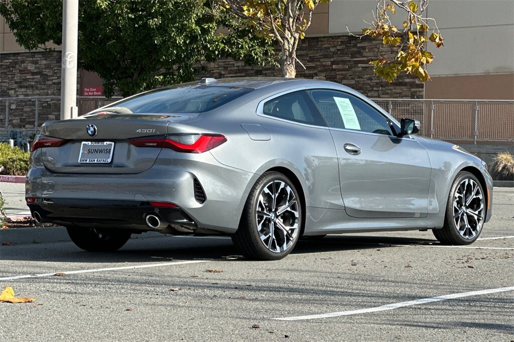 2025 Bmw 430i Coupe photo 4