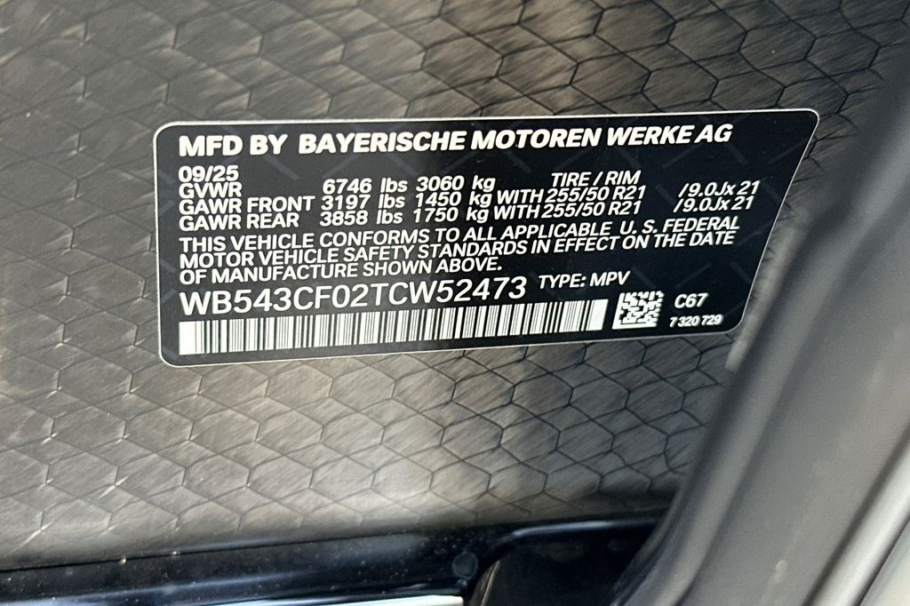 2026 BMW iX 45 - Photo 24