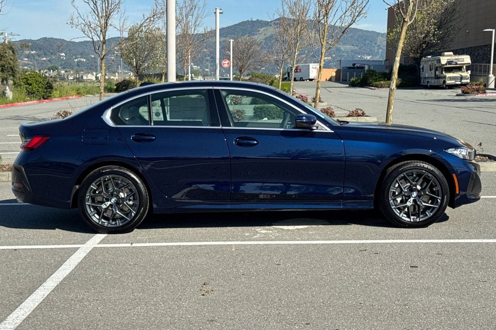 New 2026 BMW 330i Sedan