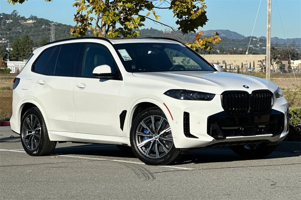 New 2026 BMW X5 PHEV xDrive50e SUV