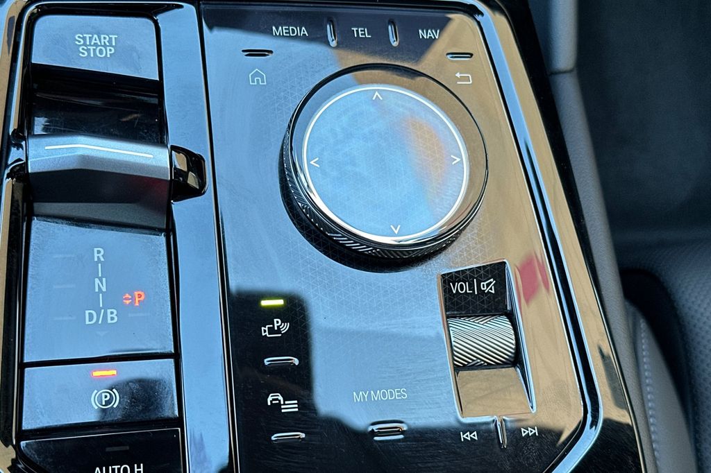 2024 BMW i5 40 - Photo 20