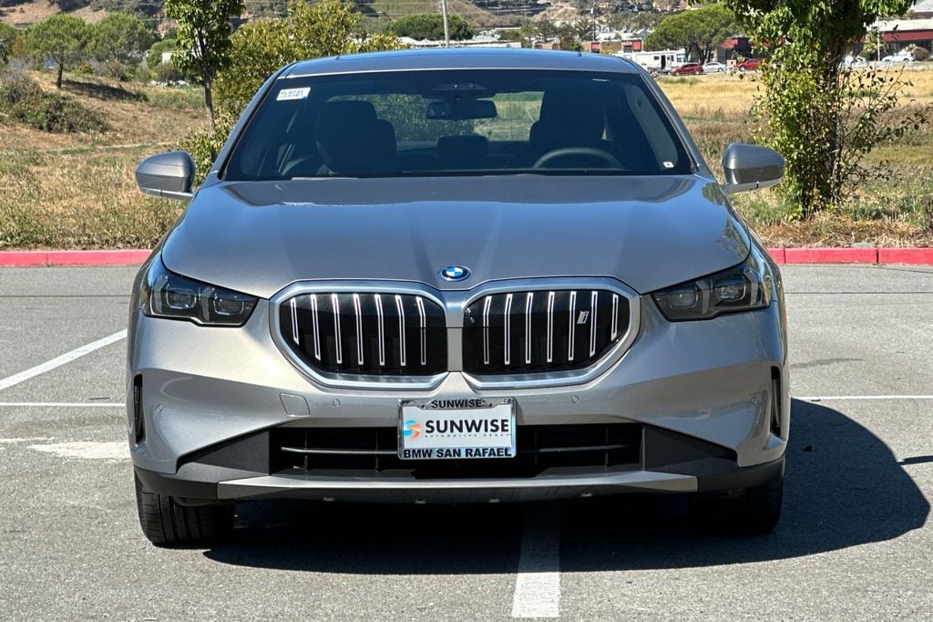2024 BMW i5 40 - Photo 9