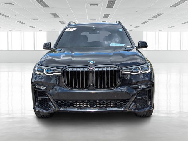 2022 Bmw X7 M50i photo 2