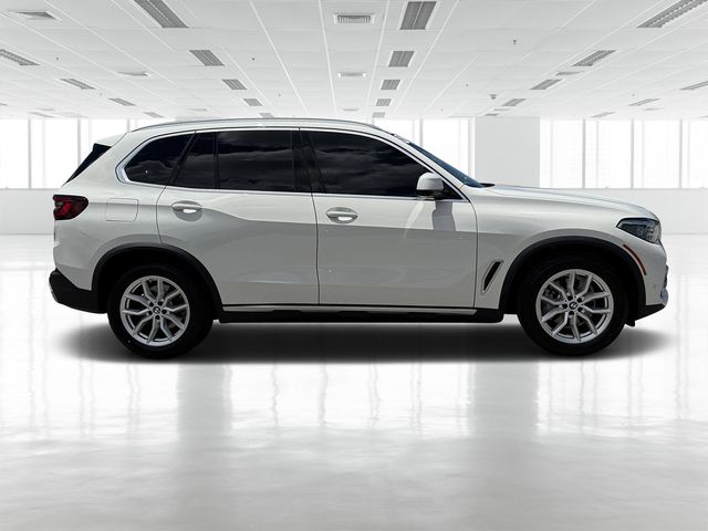 2022 Bmw X5 xDrive40i photo 2