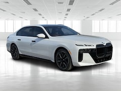 2025 BMW 760i xDrive Sedan