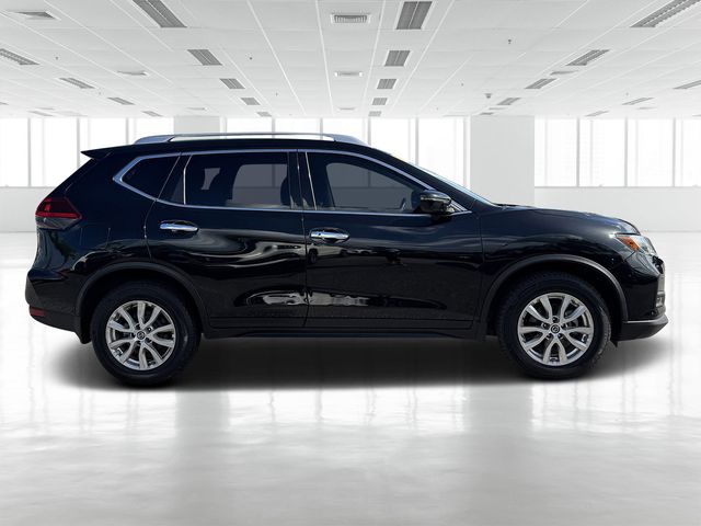2019 Nissan Rogue SV photo 2