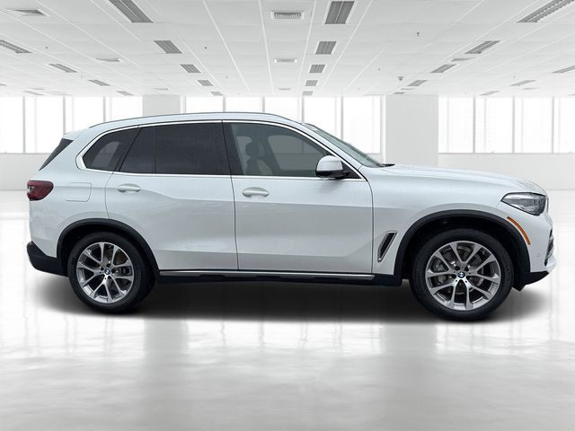 Used 2021 BMW X5 40i with VIN 5UXCR4C06M9F60176 for sale in Sarasota, FL