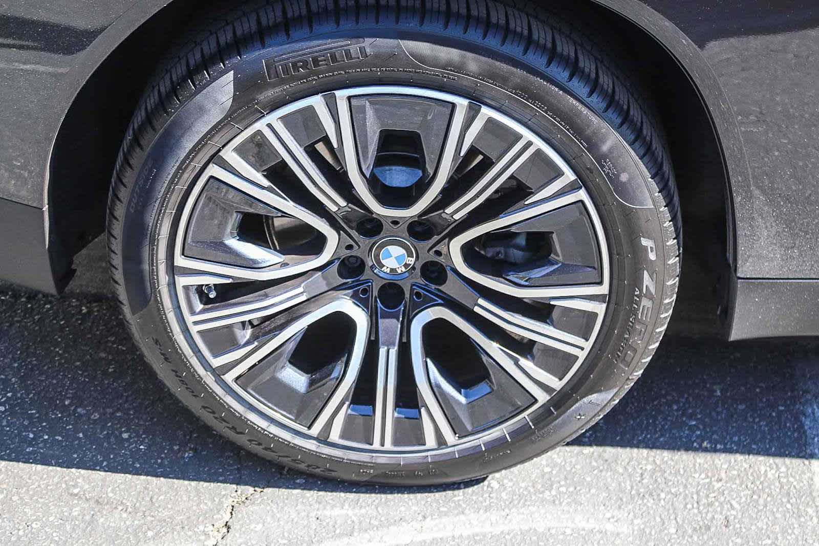 Thumbnail: 2025 BMW X3 - 8