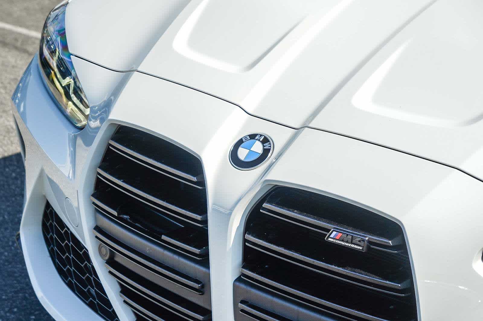 Thumbnail: 2024 BMW M4 - 9