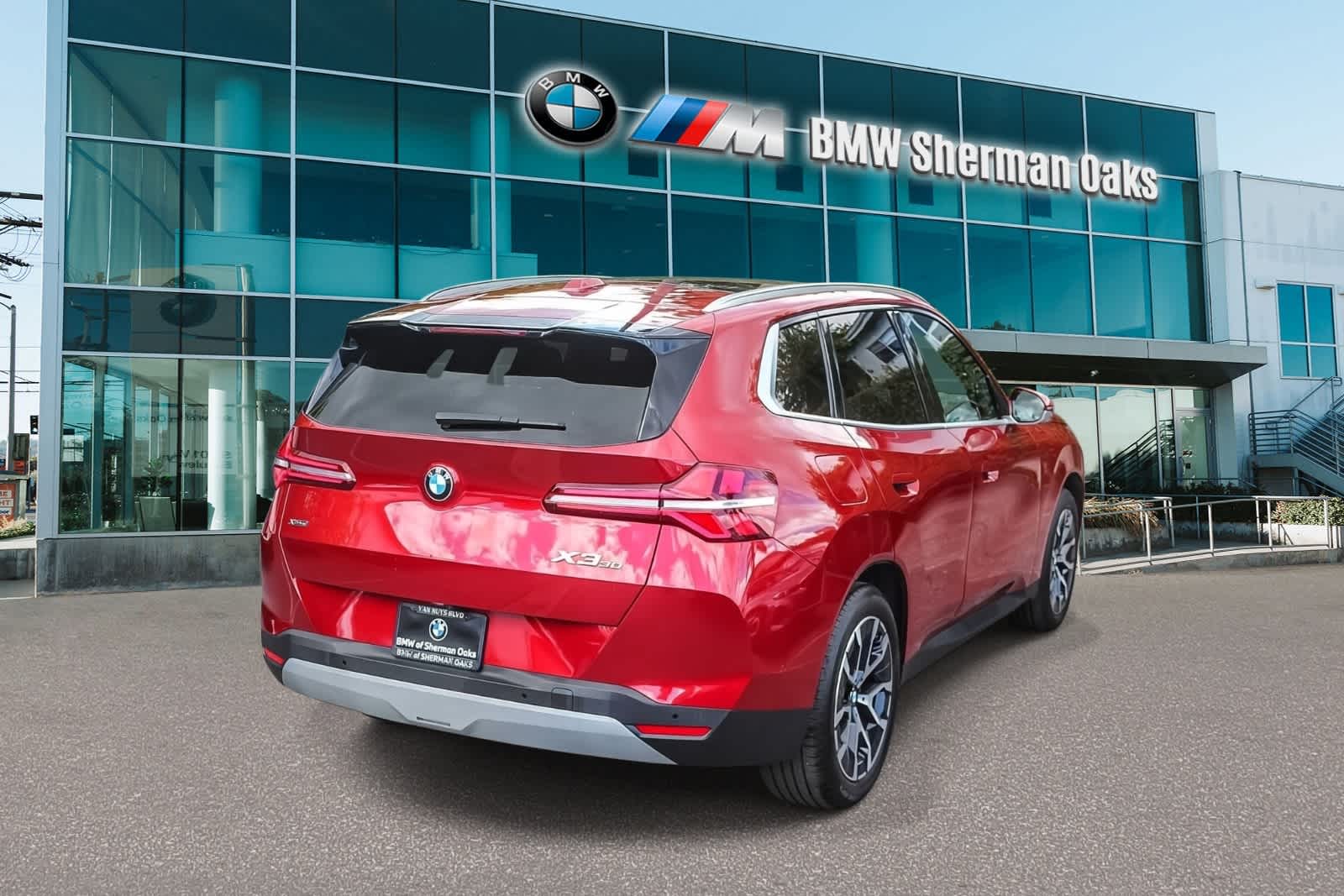 2025 BMW X3 30 xDrive photo 3