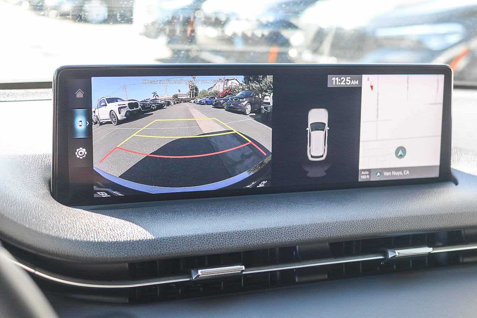 Thumbnail: 2023 Genesis GV70 - 23