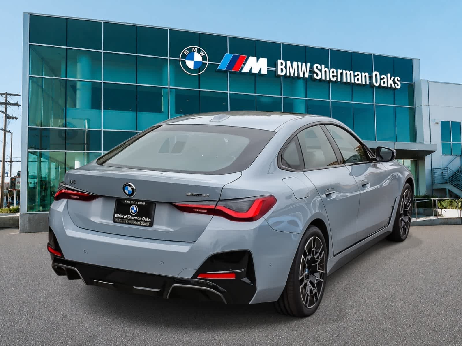 Thumbnail: 2026 BMW i4 - 4