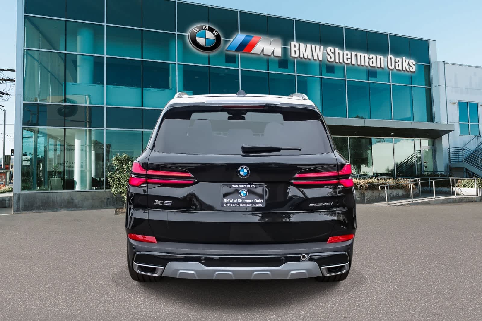 2026 BMW X5 sDrive40i photo 4
