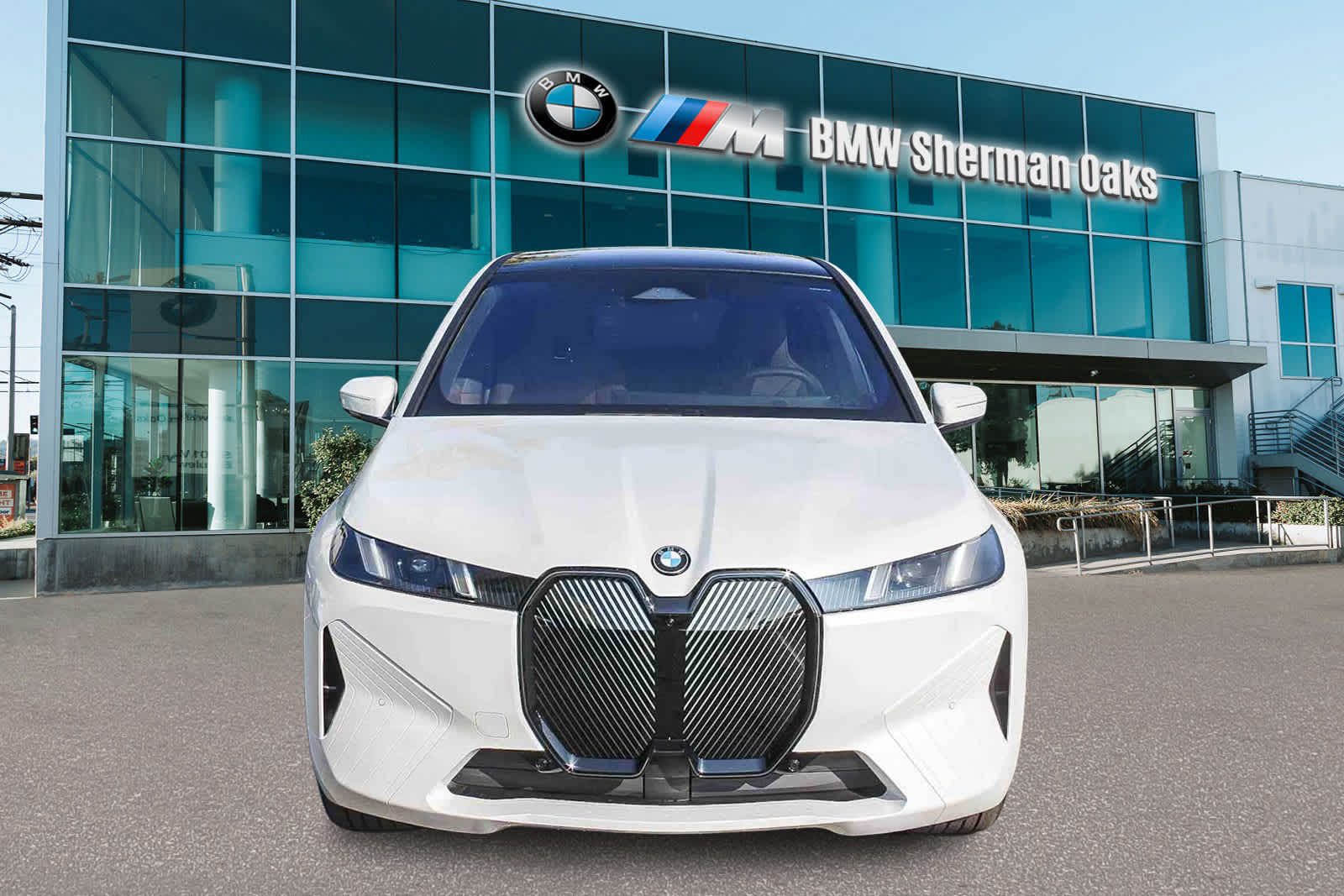 Thumbnail: 2026 BMW iX - 2