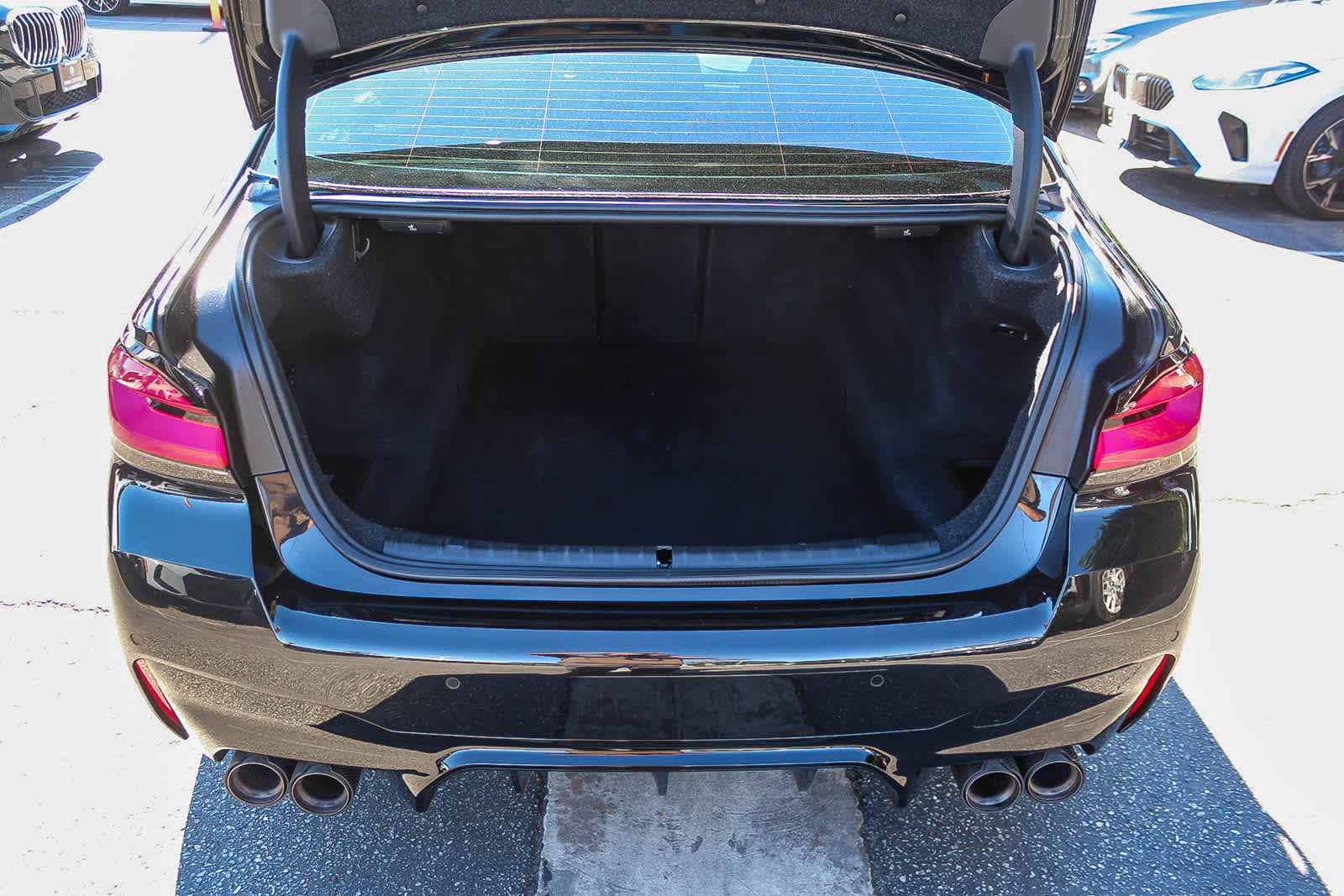 Thumbnail: 2023 BMW M5 - 25