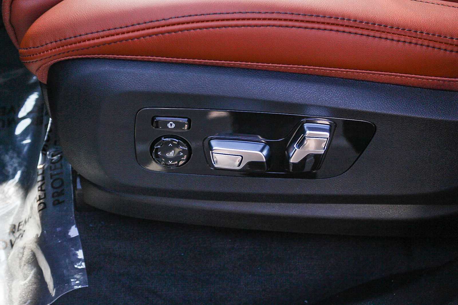 Thumbnail: 2026 BMW X5 - 21