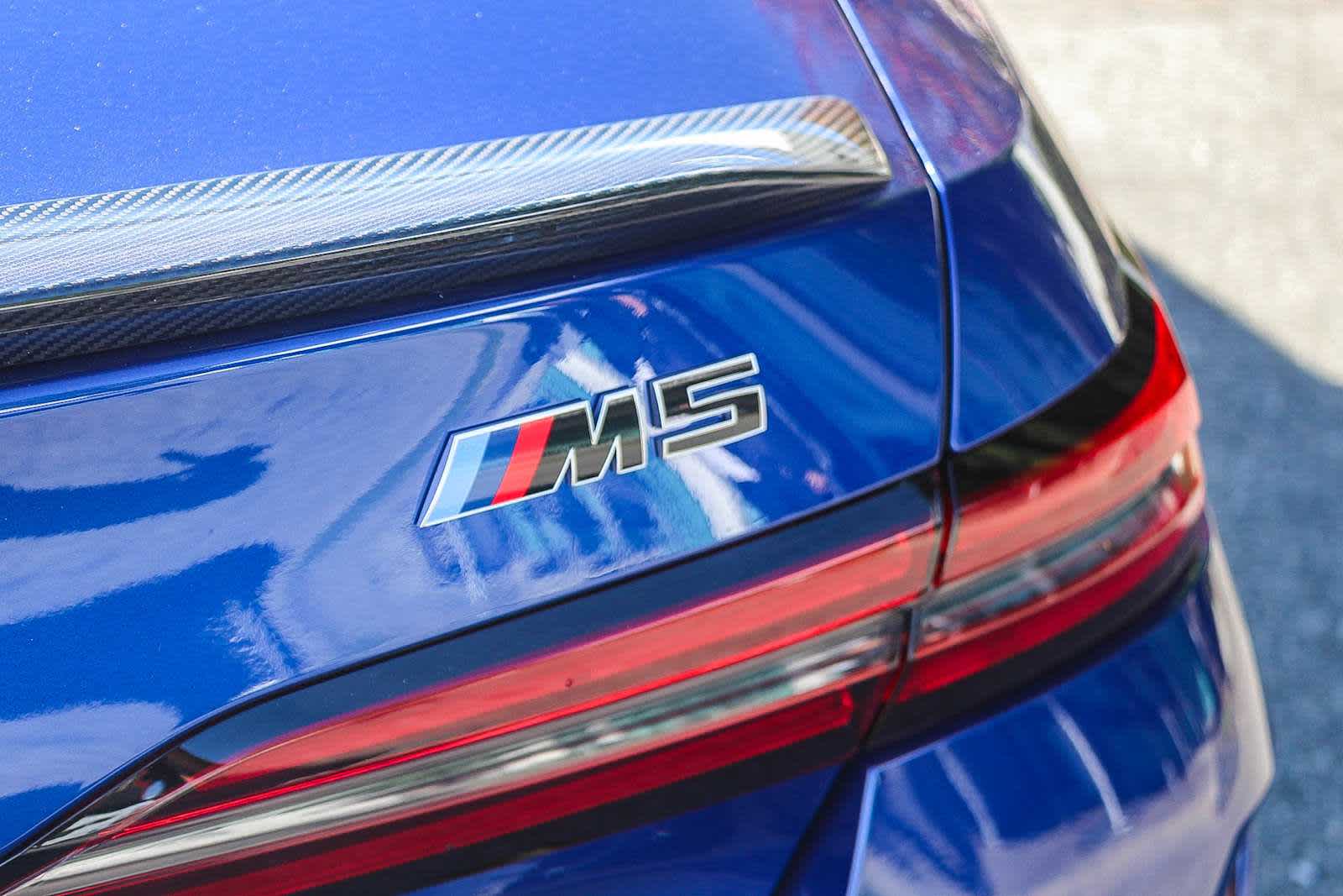 Thumbnail: 2025 BMW M5 - 33