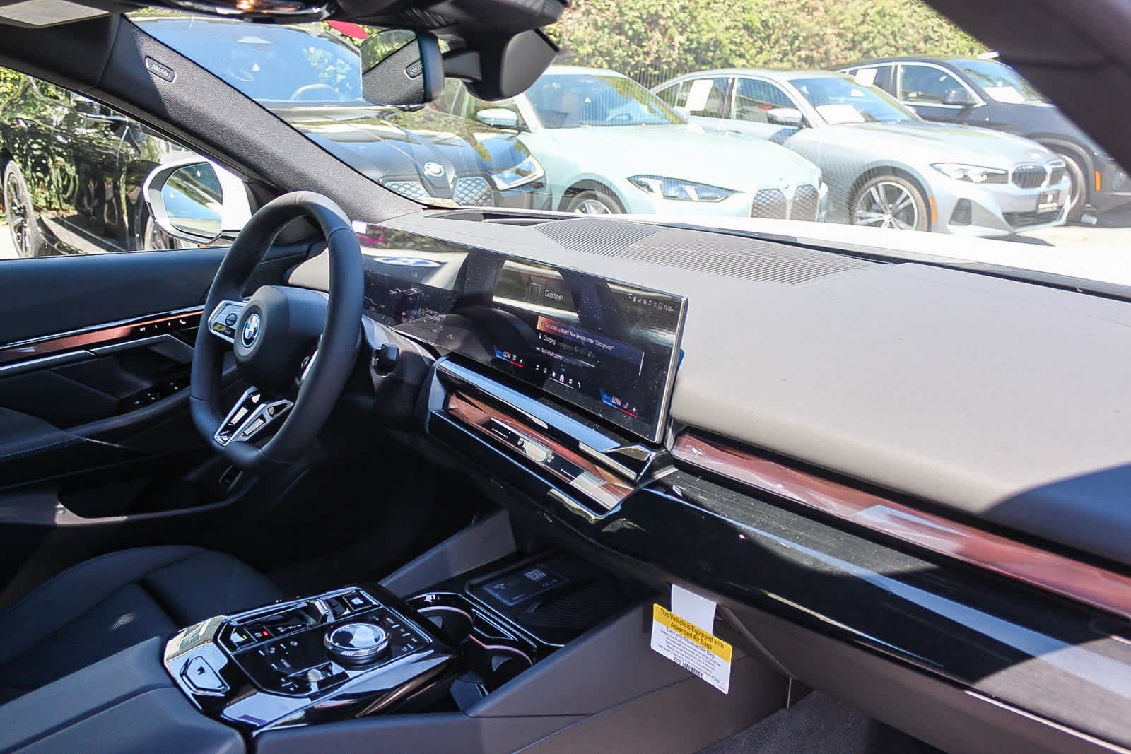 Thumbnail: 2026 BMW i5 - 16
