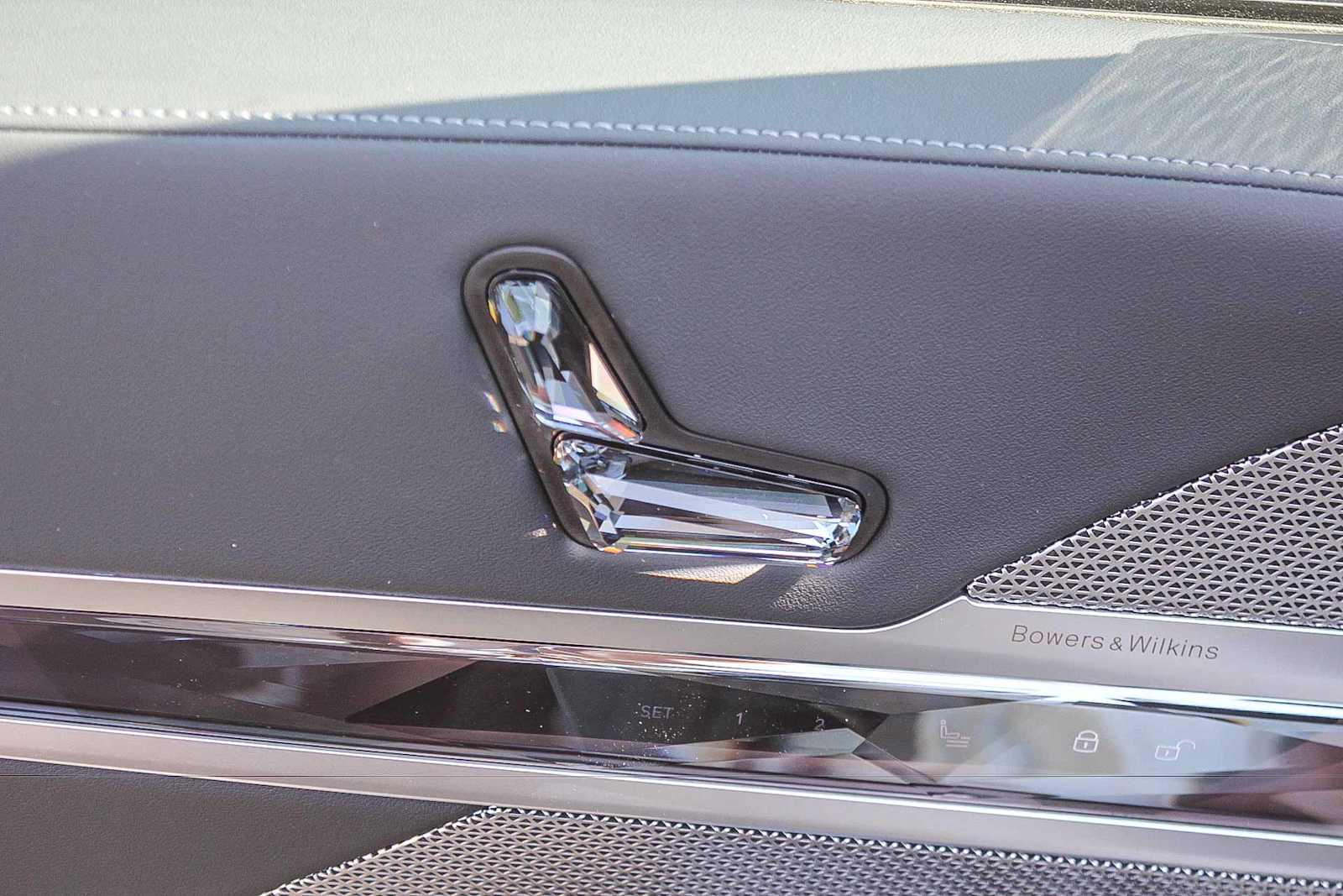 Thumbnail: 2026 BMW 7 Series - 19