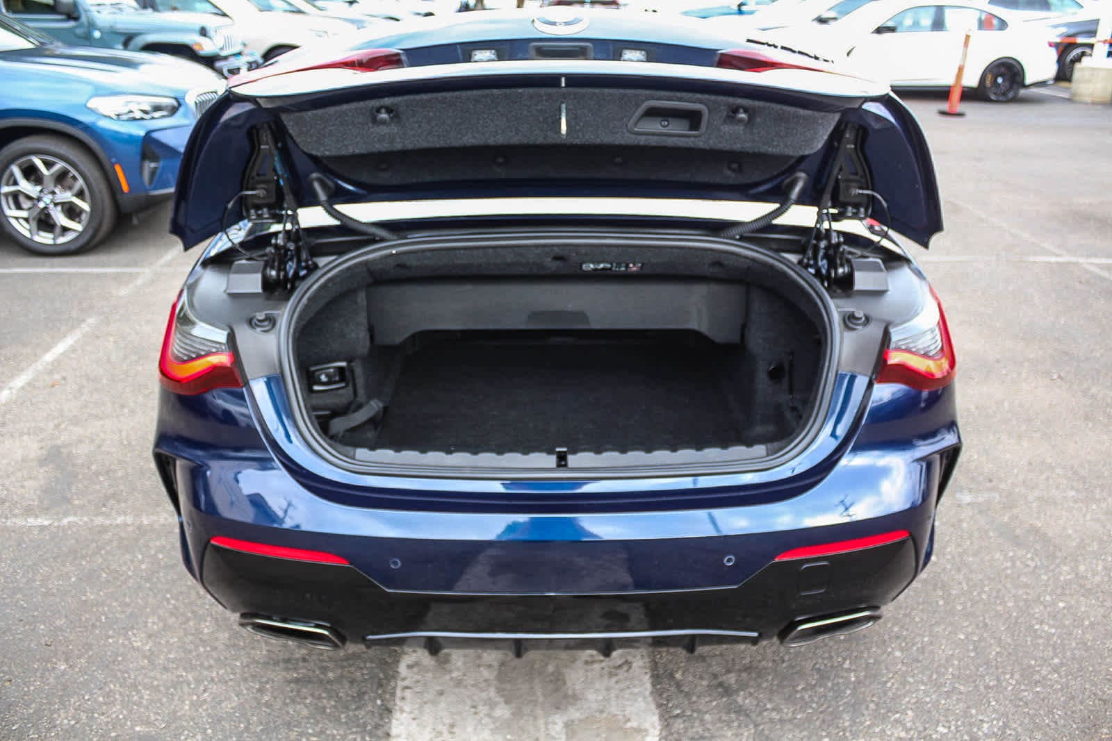 Thumbnail: 2023 BMW 4 Series - 24