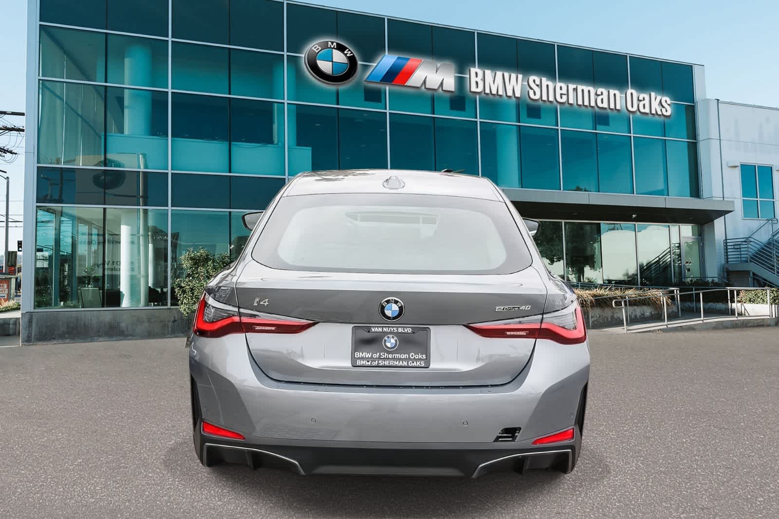 Thumbnail: 2026 BMW i4 - 5
