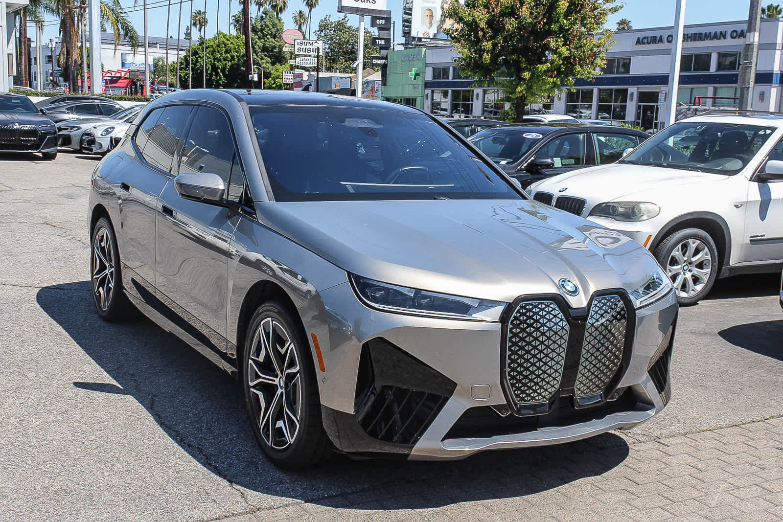 2024 BMW iX xDrive50 photo 2