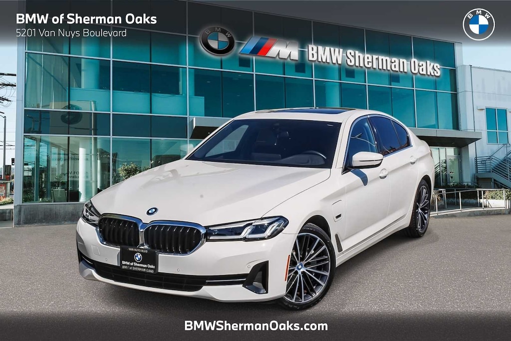 Certified 2023 BMW 530e Sedan