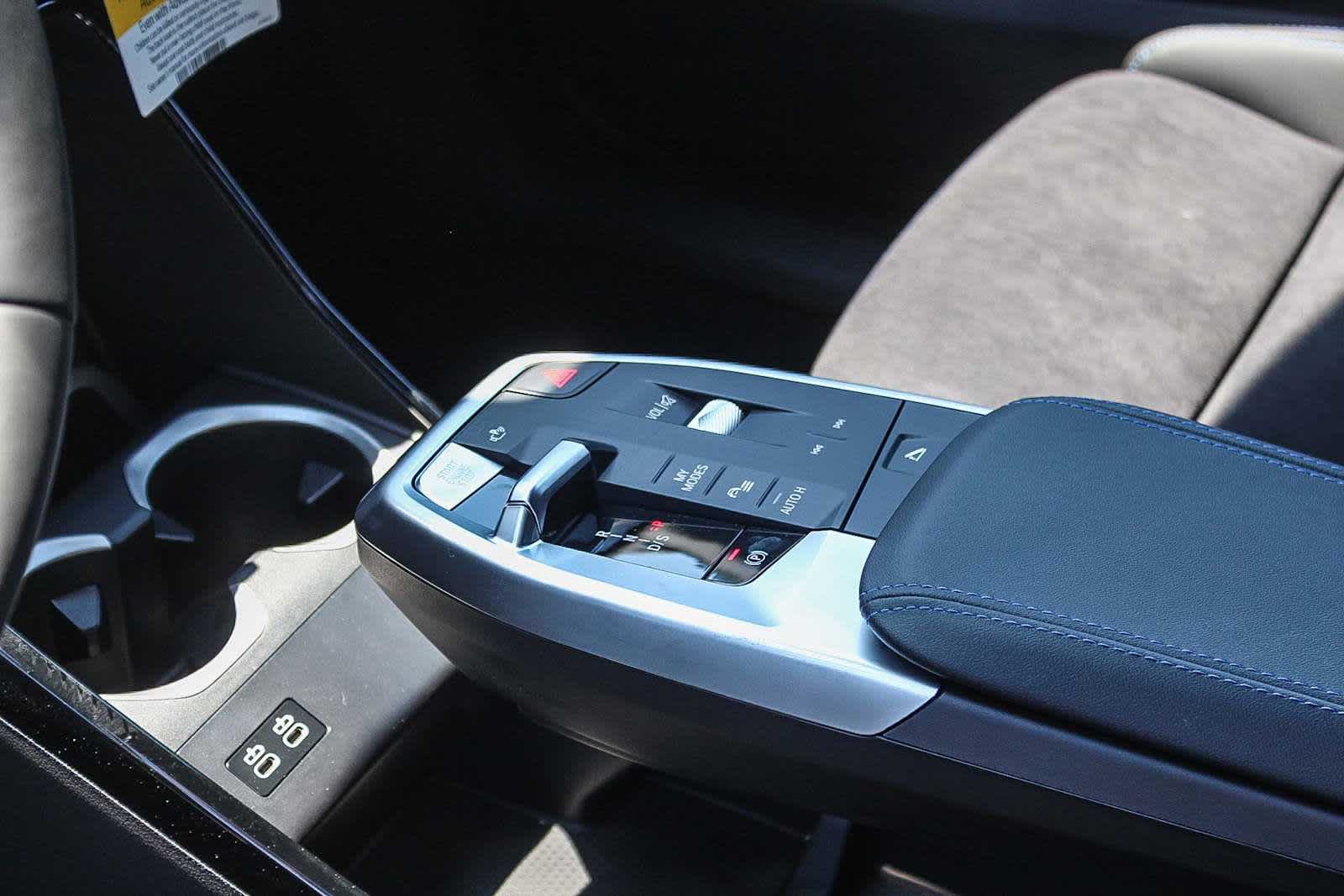 Thumbnail: 2025 BMW X2 - 19