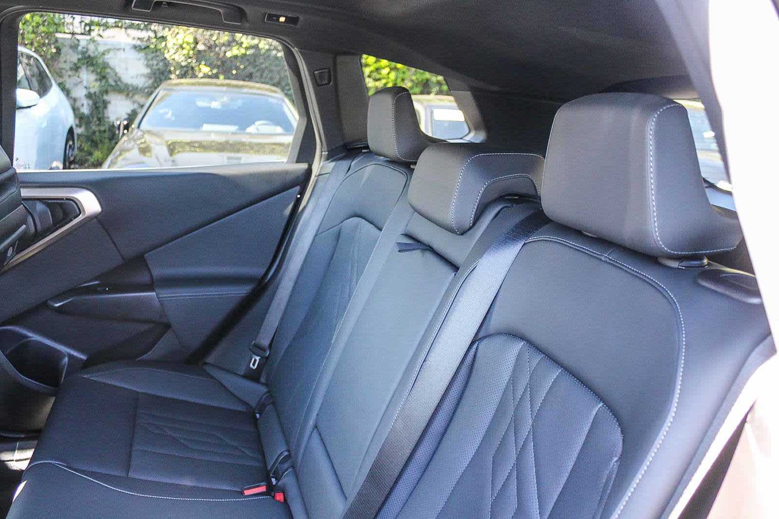 Thumbnail: 2025 BMW X3 - 17