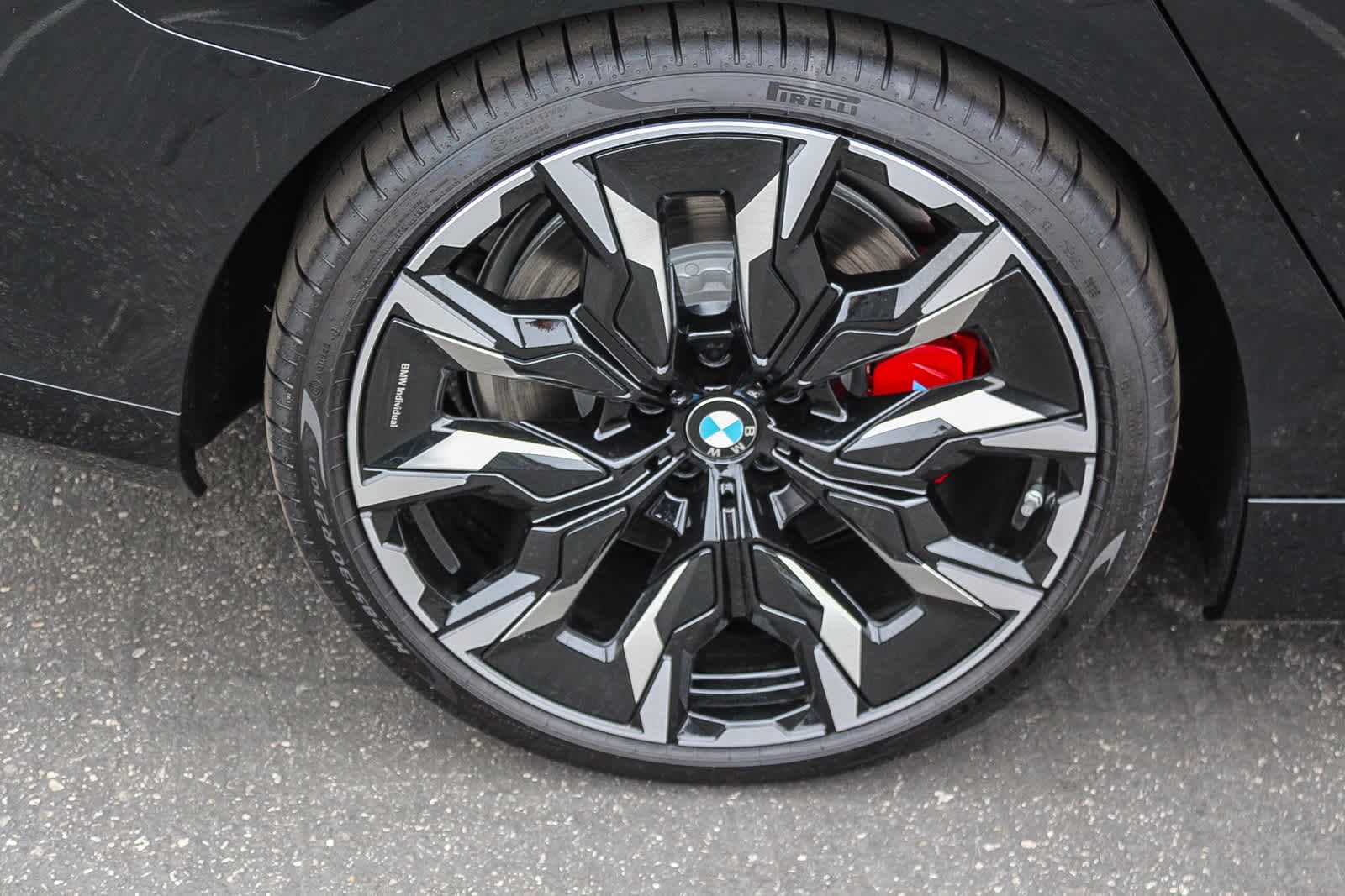 Thumbnail: 2025 BMW i5 - 8