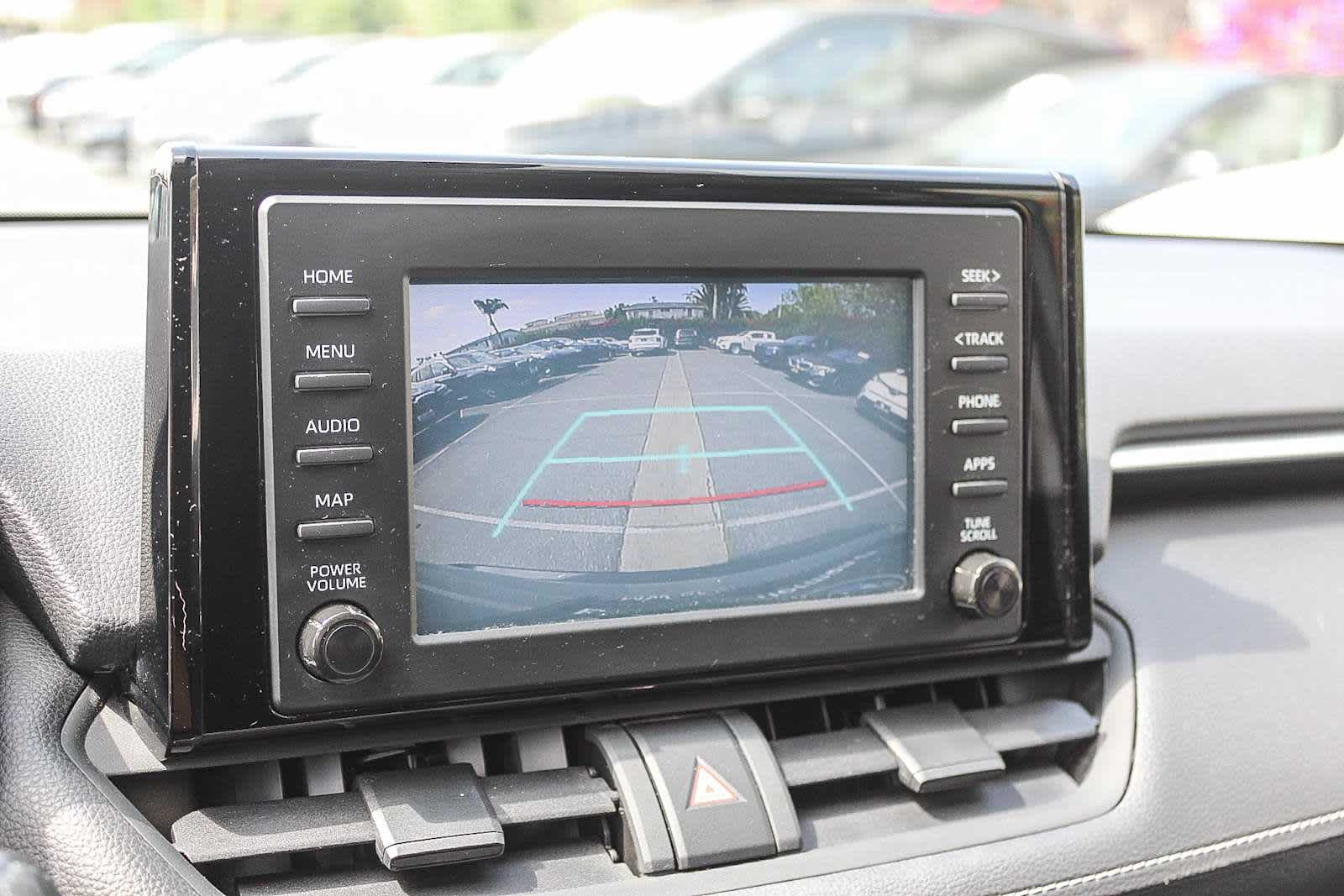 2019 Toyota RAV4 XLE 23
