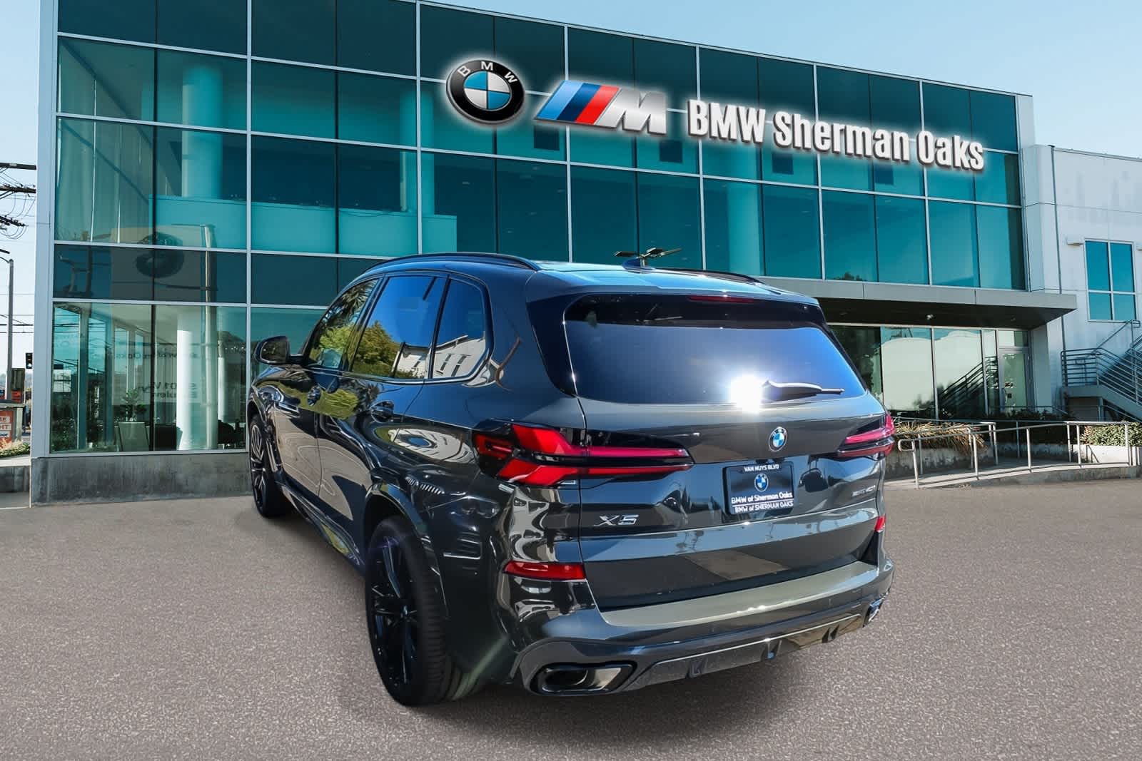 Thumbnail: 2026 BMW X5 - 6