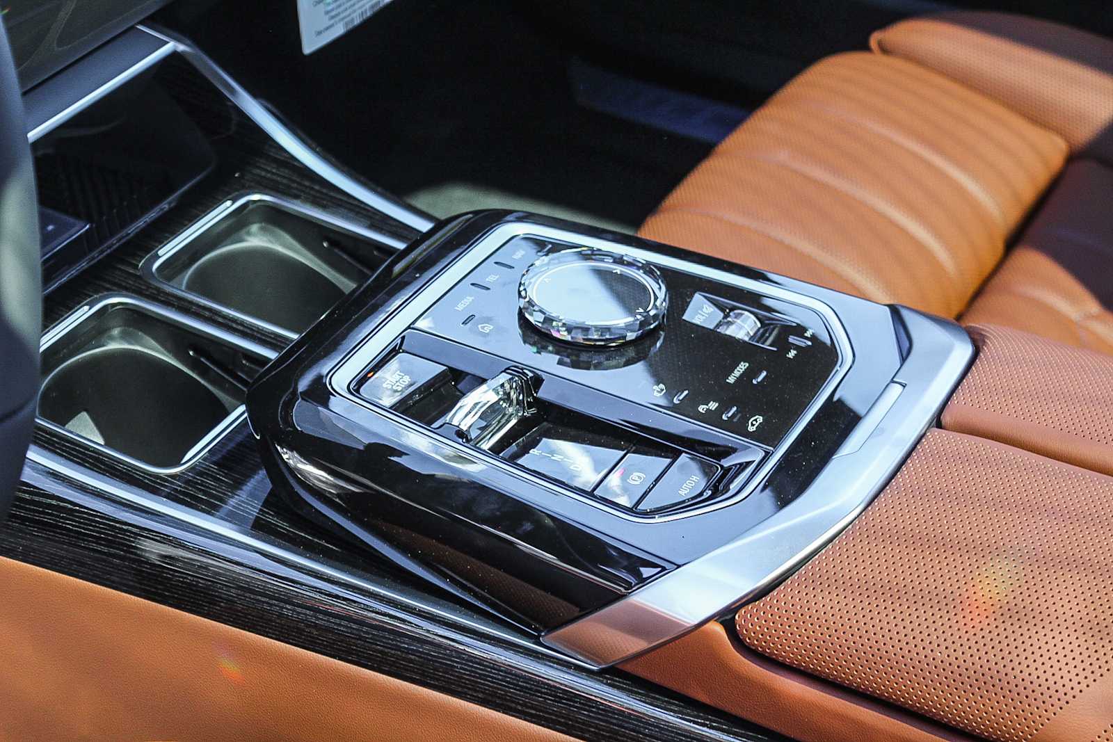 Thumbnail: 2026 BMW i7 - 19