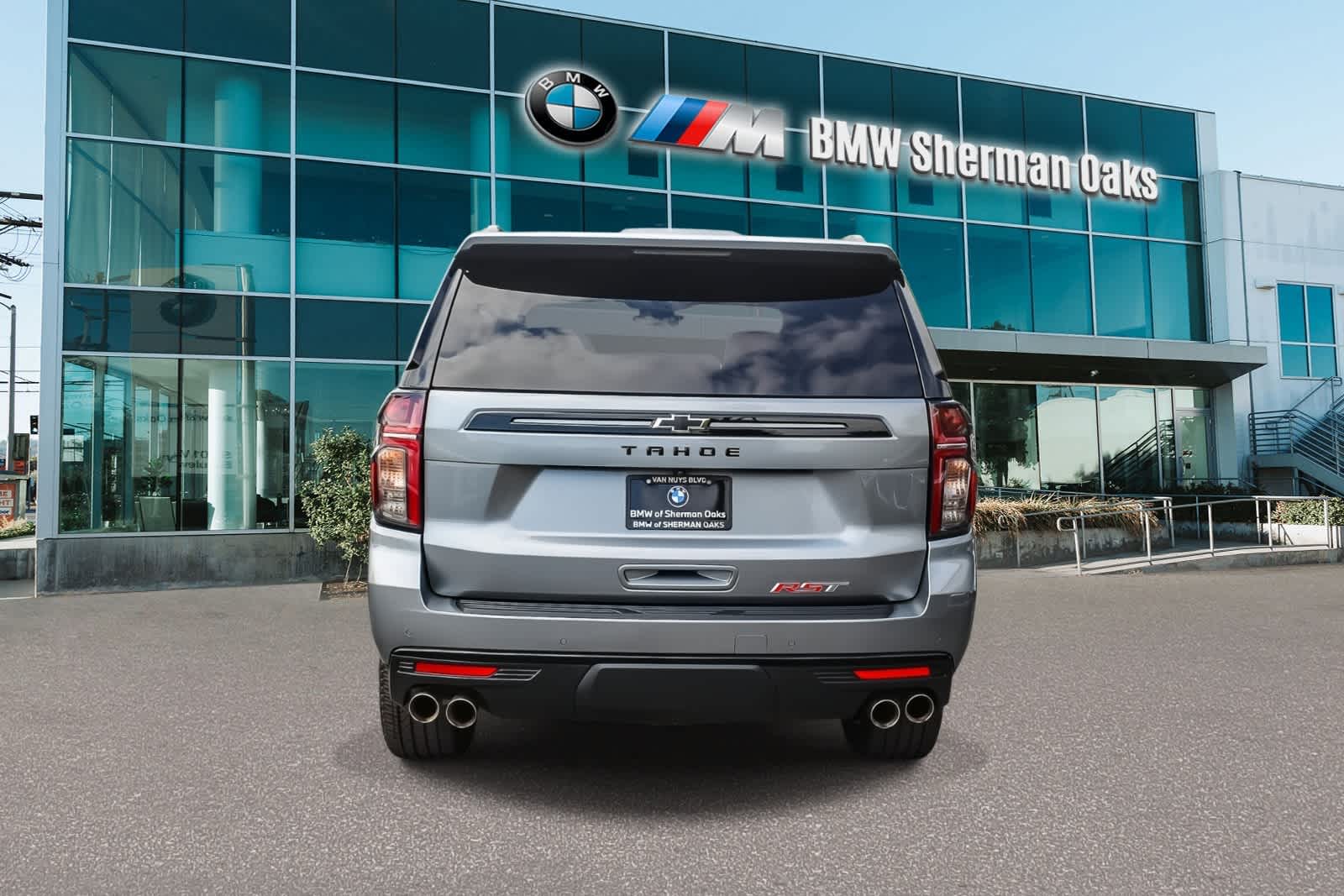 Thumbnail: 2023 Chevrolet Tahoe - 4
