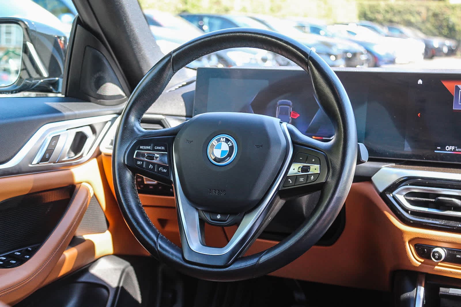 Thumbnail: 2022 BMW i4 - 15