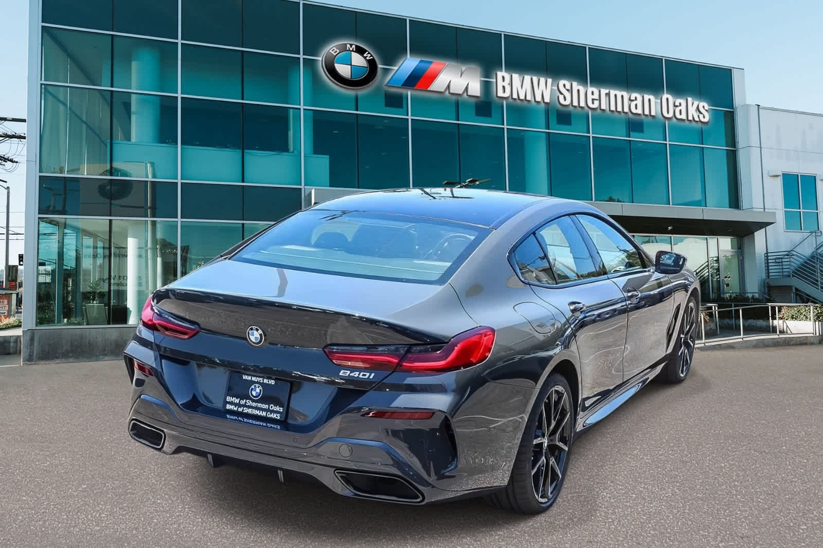 Thumbnail: 2026 BMW 8 Series - 4