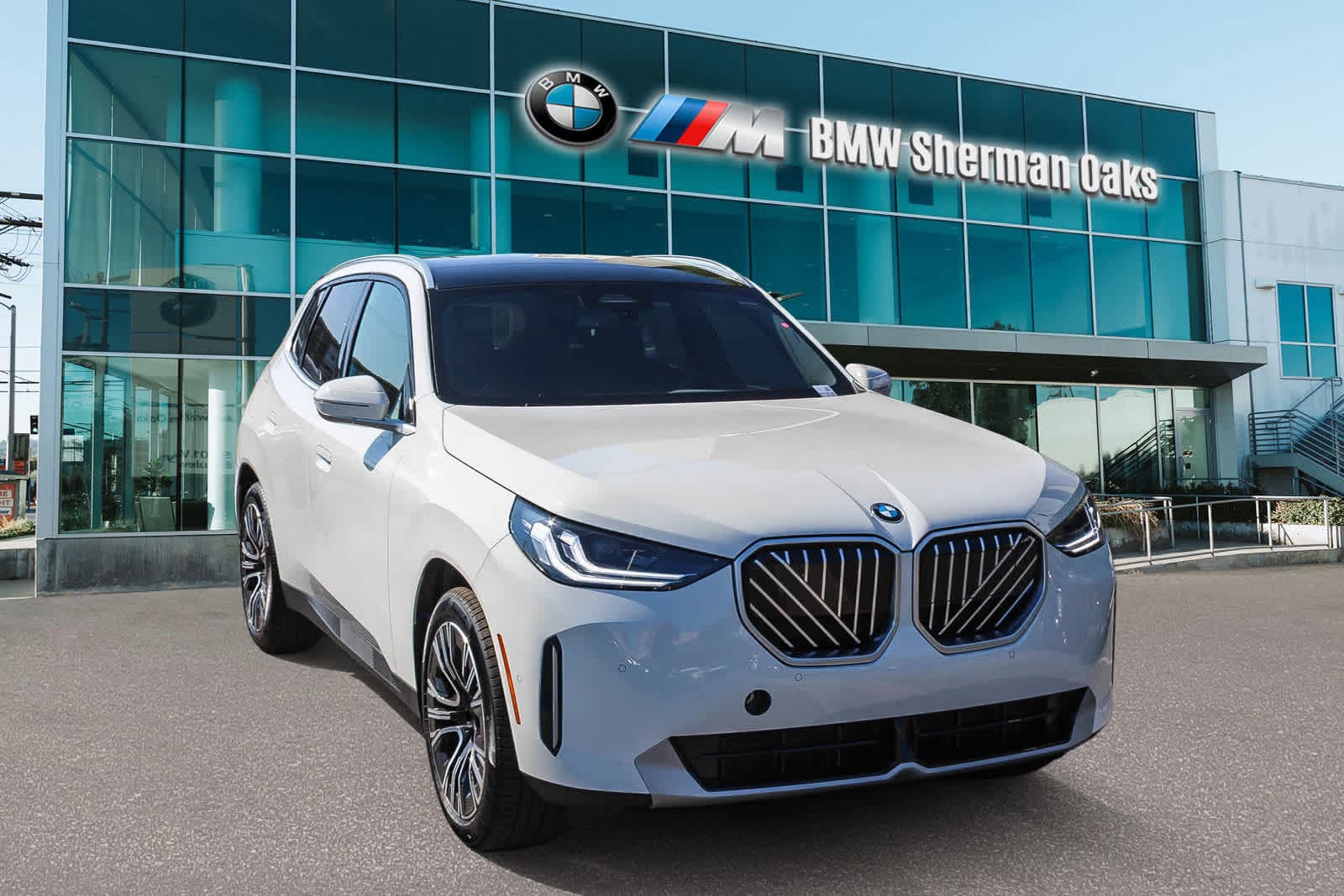 Thumbnail: 2026 BMW X3 - 3