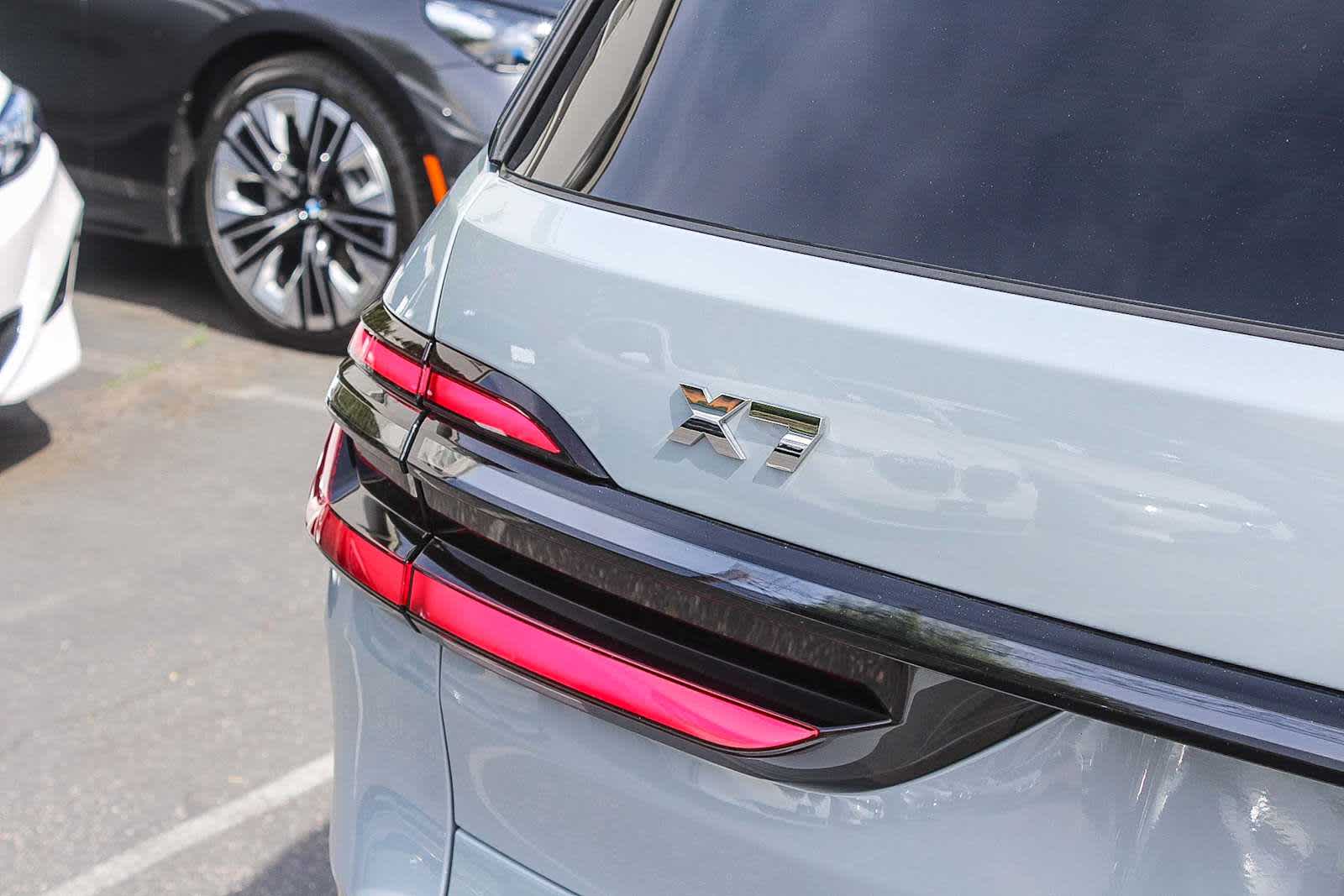 Thumbnail: 2025 BMW X7 - 7