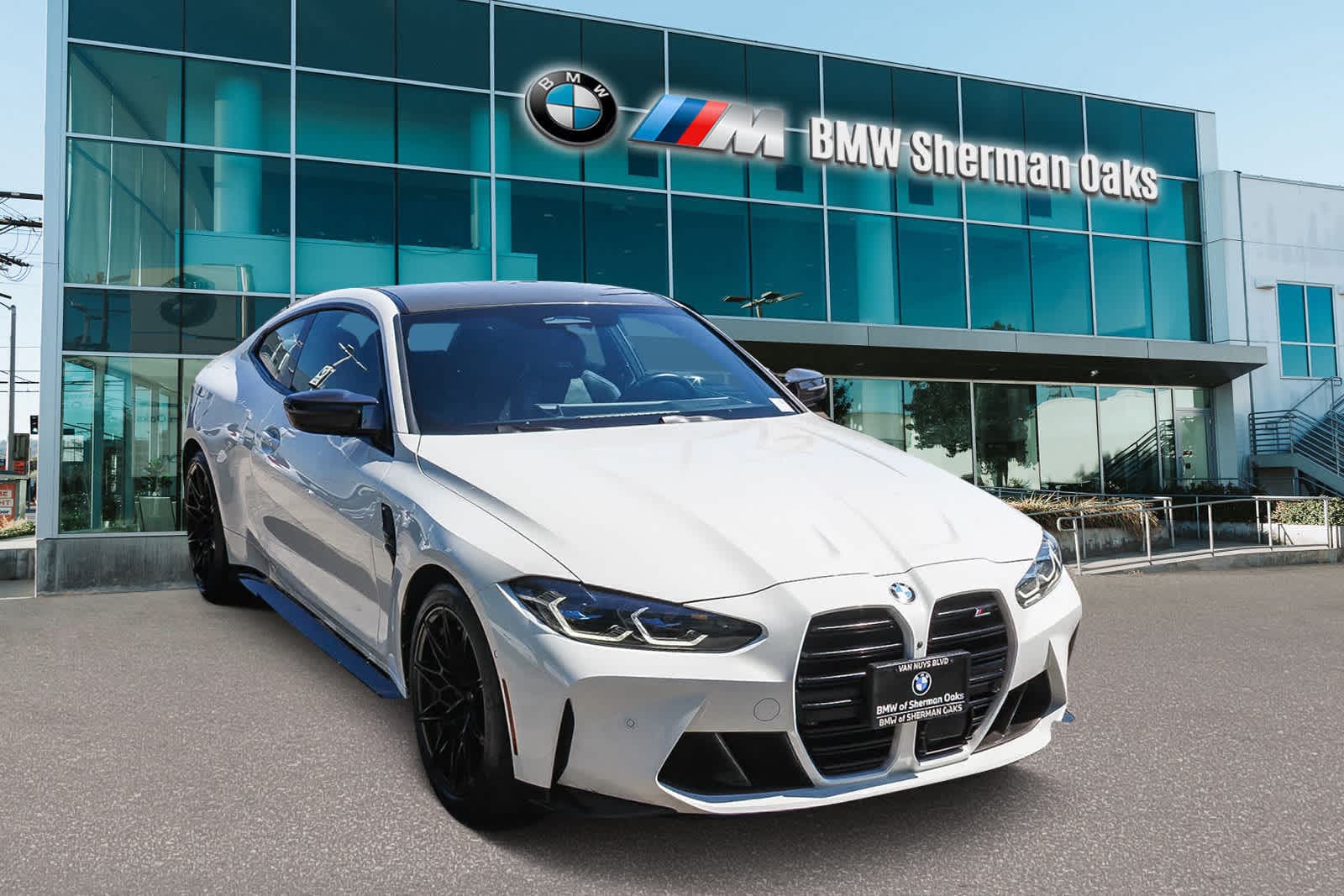 Thumbnail: 2024 BMW M4 - 3