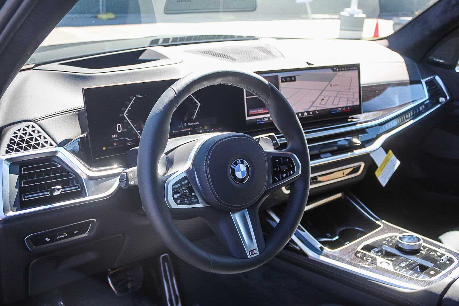 Thumbnail: 2026 BMW X7 - 17