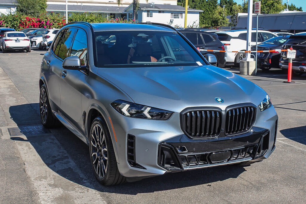 New 2026 BMW X5 PHEV xDrive50e SUV